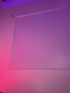 little-Emma online show from March 8, 2:04 am