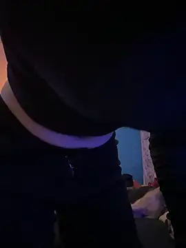 emilysue1 online show from January 1, 6:37 am