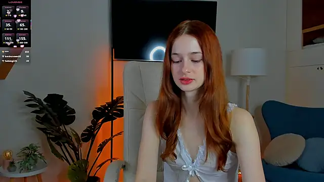 Snapshot of Viola__moon chatting on November 17, 1:17 pm Viola moon online show from November 17, 1:17 pm