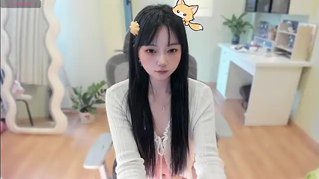 Snapshot of Nery_Asian chatting on May 14, 5:25 am Nery Asian online show from May 14, 5:25 am