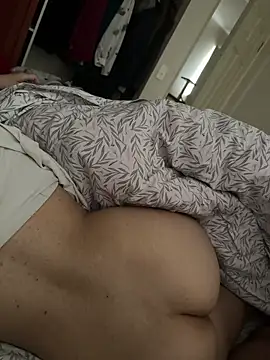 Reinacatchile online show from December 15, 11:55 am