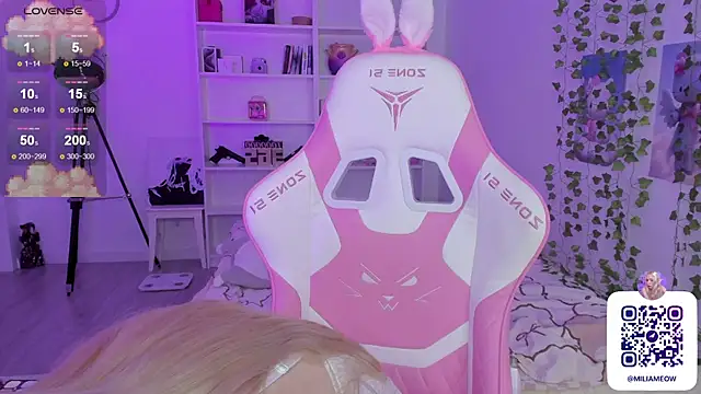 Milia Parker online show from December 5, 8:00 am