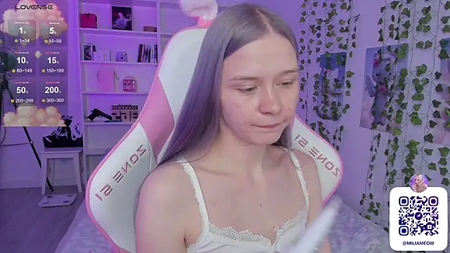 Milia Parker online show from December 8, 7:54 pm