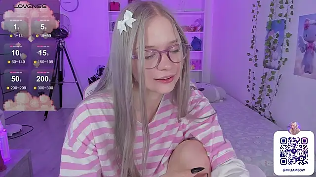 Milia Parker online show from December 22, 4:28 am