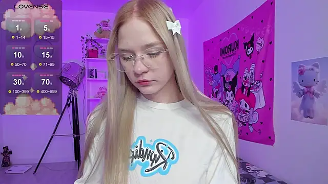 Milia Parker online show from March 23, 8:37 am