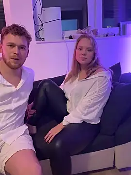 Snapshot of NickyGold_Official chatting on January 7, 9:14 pm NickyGold Official online show from January 7, 9:14 pm