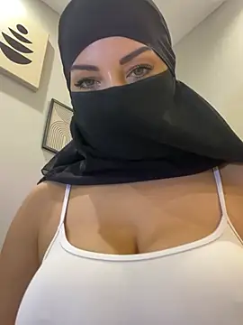 Amberonee31 online show from February 13, 9:11 pm