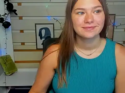 Snapshot of Josephine_Kiss chatting on June 22, 6:10 am Josephine Kiss online show from June 22, 6:10 am