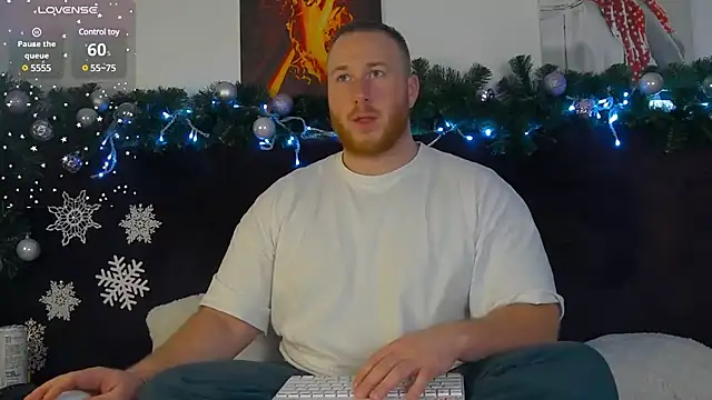 Snapshot of RoddyStill chatting on December 27, 7:51 am RoddyStill online show from December 27, 7:51 am