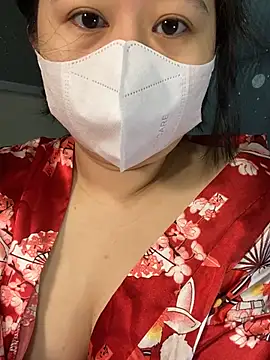 ninini92 online show from January 22, 1:11 pm