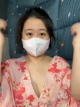 ninini92 online show from January 30, 1:10 pm