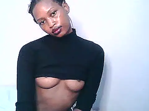 Snapshot of Sweet_Vinkah chatting on January 26, 10:35 pm Sweet Vinkah online show from January 26, 10:35 pm