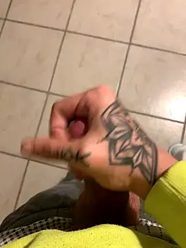 YoungDick25 online show from November 20, 9:58 pm