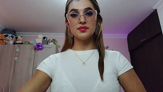 caroline jonson online show from March 18, 5:53 pm