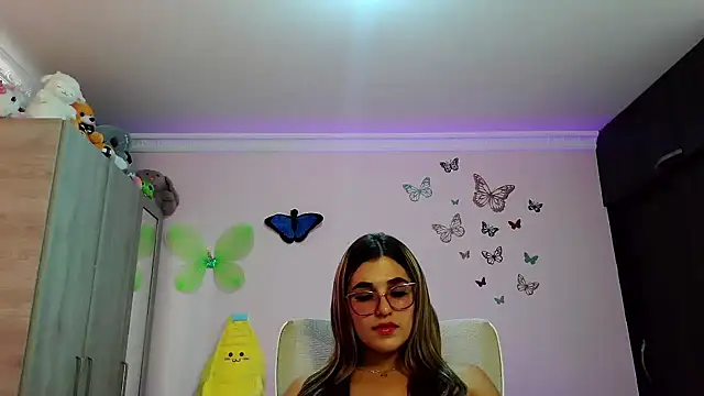 caroline jonson online show from September 10, 2:17 pm