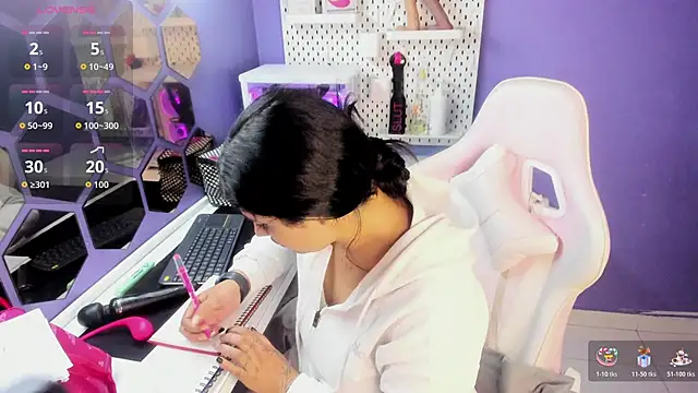 Danna 777  online show from November 11, 11:49 pm