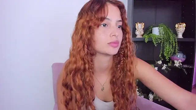 Snapshot of georgina_palacios chatting on February 11, 2:57 pm georgina palacios online show from February 11, 2:57 pm