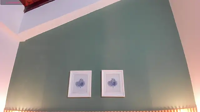  anavictoria  online show from November 4, 6:40 pm