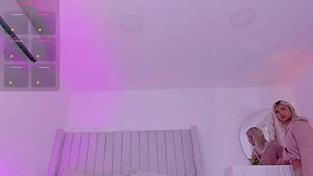 Snapshot of Shelynna_azzul chatting on November 20, 8:08 pm Shelynna azzul online show from November 20, 8:08 pm