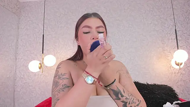 Snapshot of dawa_angels chatting on October 25, 5:59 am dawa angels online show from October 25, 5:59 am