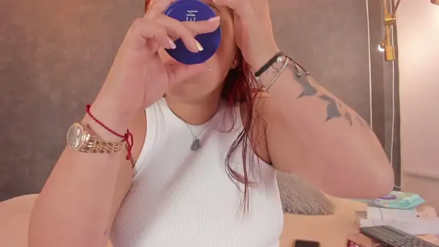 Snapshot of dawa_angels chatting on November 30, 5:44 am dawa angels online show from November 30, 5:44 am