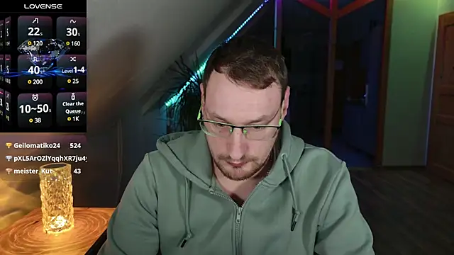 Snapshot of Relsxboy chatting on February 28, 5:37 pm Relsxboy online show from February 28, 5:37 pm