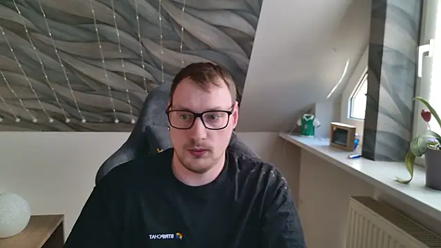 Relsxboy online show from April 7, 4:07 pm