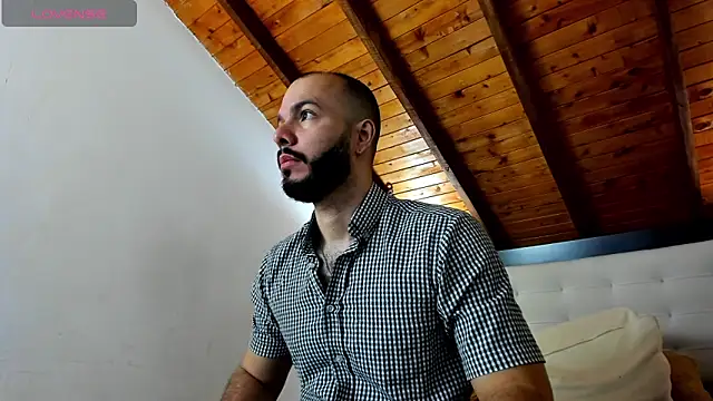 Tom Bailey online show from December 20, 12:45 pm