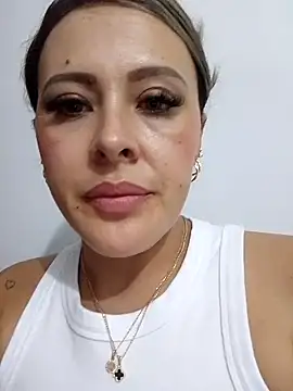 ALONDRAMILF online show from January 13, 12:09 am