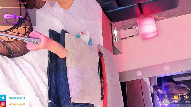 ALONDRAMILF online show from November 3, 1:19 am