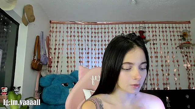 lucyy tay online show from September 10, 9:59 pm