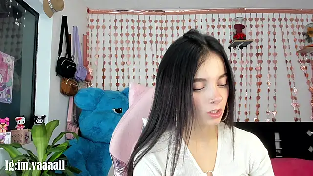 lucyy tay online show from September 23, 9:51 pm