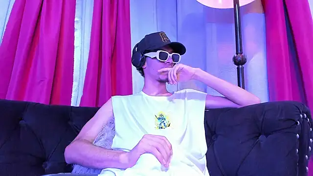 TomyMosterCock online show from December 10, 2:16 am