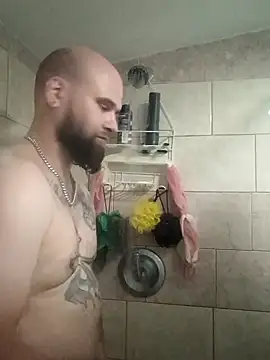 Snapshot of Dj8717 chatting on September 18, 5:37 pm Dj8717 online show from September 18, 5:37 pm