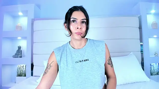 JessyEvans online show from February 6, 7:40 pm