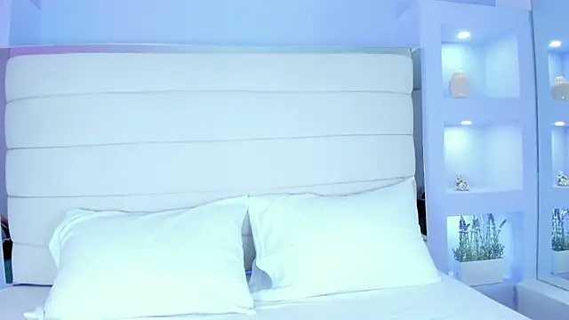 JessyEvans online show from February 24, 7:52 pm