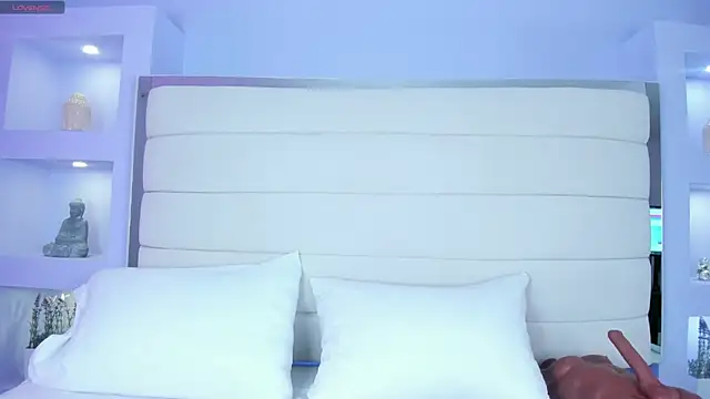 JessyEvans online show from March 4, 7:43 pm