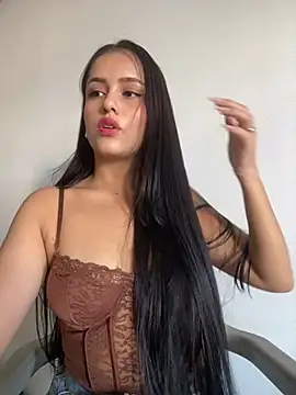 Snapshot of AbbyMillerrr chatting on May 4, 9:11 pm AbbyMillerrr online show from May 4, 9:11 pm