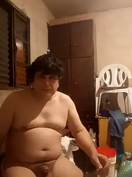 Snapshot of Claudiop2061 chatting on October 6, 1:25 am Claudiop2061 online show from October 6, 1:25 am