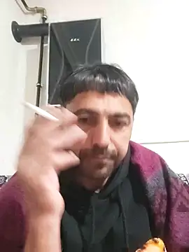 Snapshot of Muratcanik44 chatting on February 19, 2:07 am Muratcanik44 online show from February 19, 2:07 am