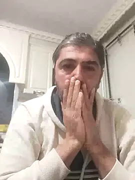 Snapshot of Muratcanik44 chatting on March 11, 11:33 pm Muratcanik44 online show from March 11, 11:33 pm