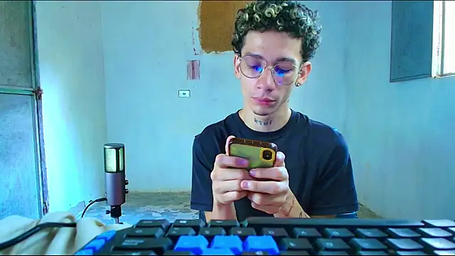 mateodeamjo online show from February 12, 3:18 pm