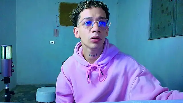 mateodeamjo online show from March 4, 1:22 am