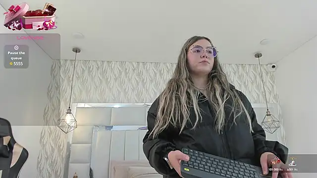 1m dalhia online show from February 24, 11:41 pm