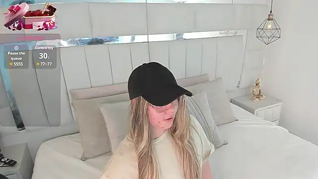 1m dalhia online show from March 7, 8:11 pm