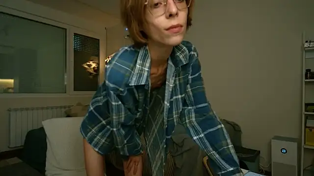 Snapshot of amber_quell_here chatting on June 29, 5:24 pm amber quell here online show from June 29, 5:24 pm