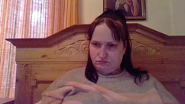  squirty cum lady  online show from February 17, 12:01 pm