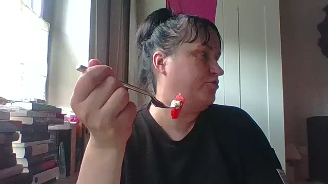 Snapshot of _squirty_cum_lady_ chatting on June 1, 11:56 am squirty cum lady online show from June 1, 11:56 am