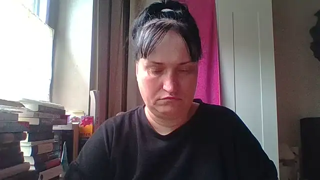 Snapshot of _squirty_cum_lady_ chatting on June 3, 6:38 am squirty cum lady online show from June 3, 6:38 am