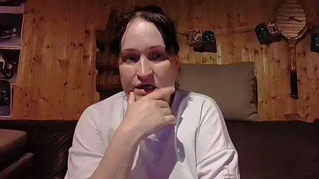 Snapshot of _squirty_cum_lady_ chatting on June 27, 1:17 pm squirty cum lady online show from June 27, 1:17 pm